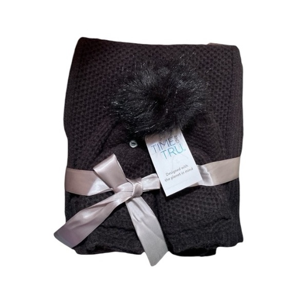 Time And Tru Honeycomb Knit Beanie, Scarf And Gloves Gift Set - Picture 2 of 13
